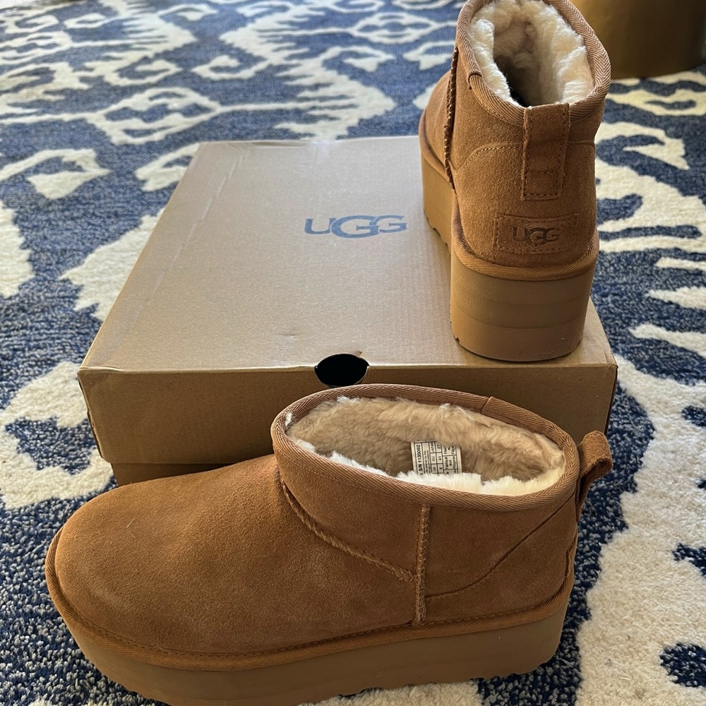 US womens size 10 chestnut classic ultra MINI PLATFORM
